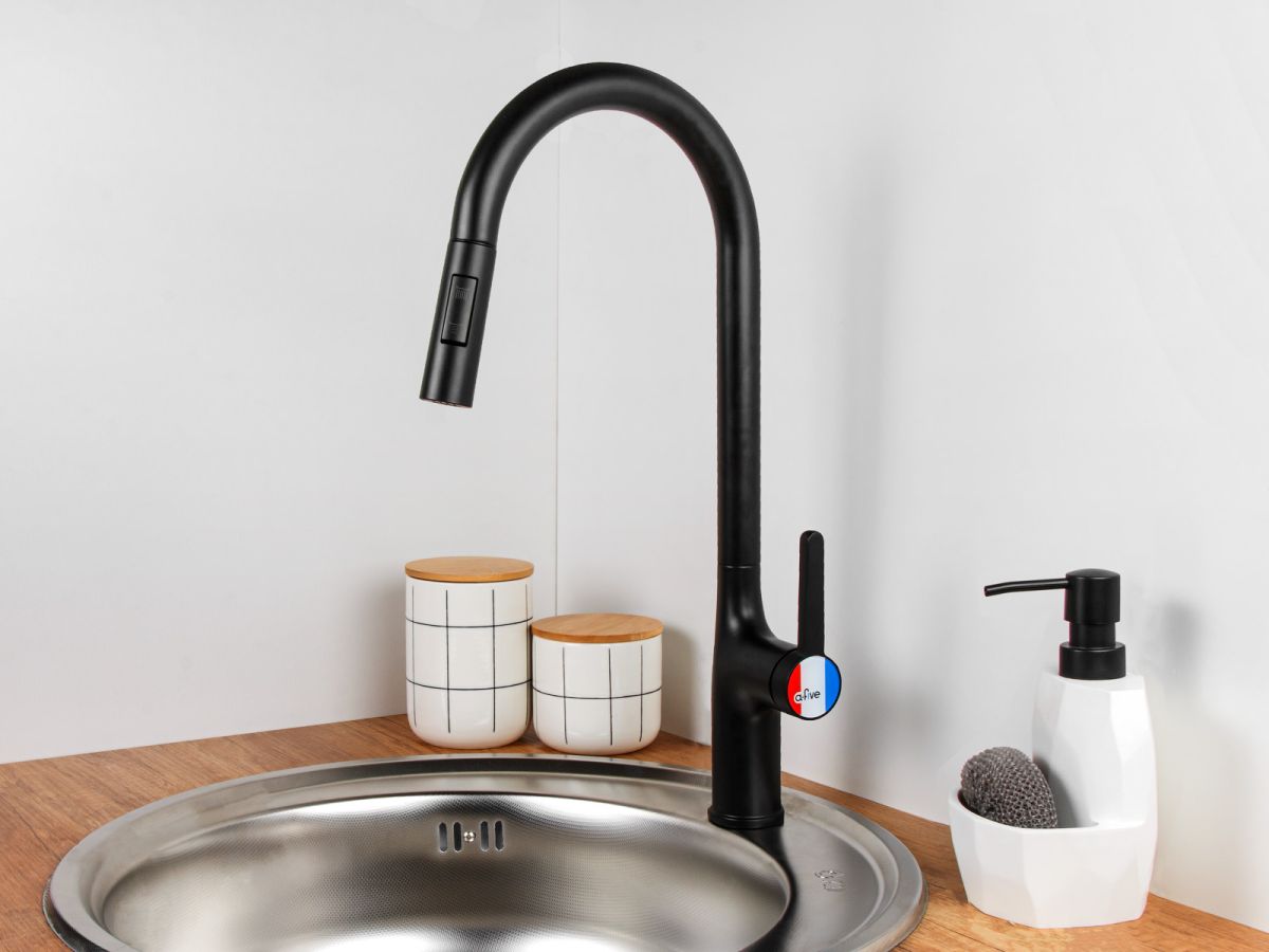  Смеситель для кухни (Lt) D35, серия Lotus черный, a-five (J-излив: длина 208 мм, высота 285 мм, вытягивающийся двухрежимный) A5-0625 фото в каталоге от BTSprom.by