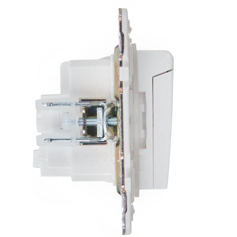  Розетка 1-м SKANDY 16А IP44 с заземл. защ. шторки с крышкой SK-R11W арктич. бел. IEK SK-R16-16-44-K01 фото в каталоге от BTSprom.by