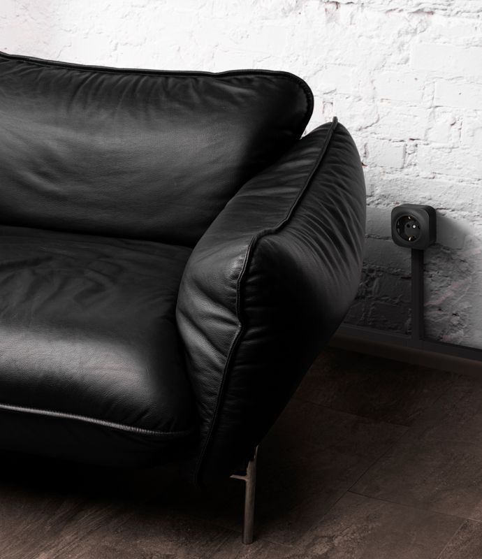  Розетка 1-м ОП Quteo 16А IP20 250В 2P+E с заземл. защ. шторки черн. матов. IEK 782476 фото в каталоге от BTSprom.by