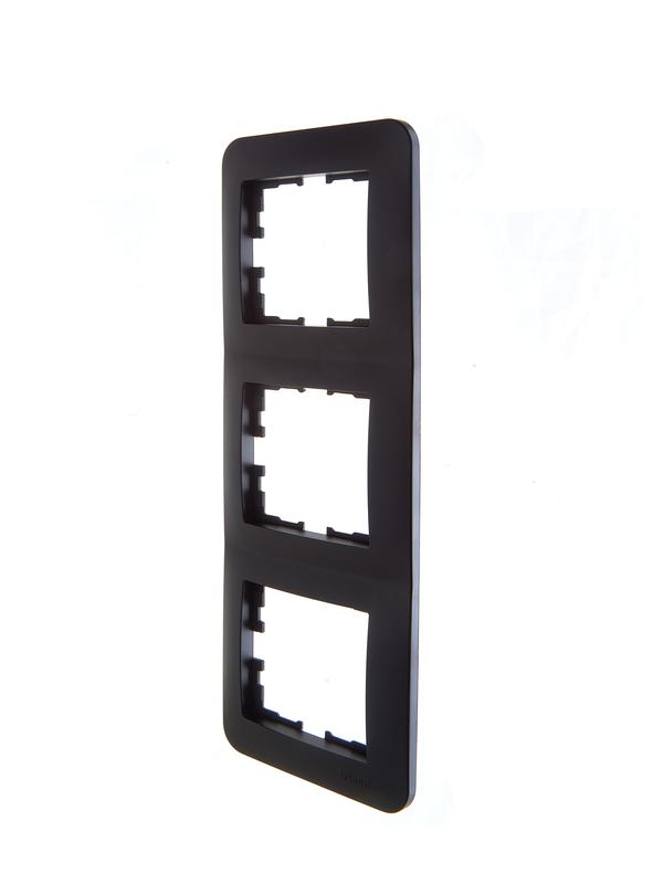  Рамка 3-м ASTI вертикал. черн. бархат LEZARD 7081-4200-153 фото в каталоге от BTSprom.by