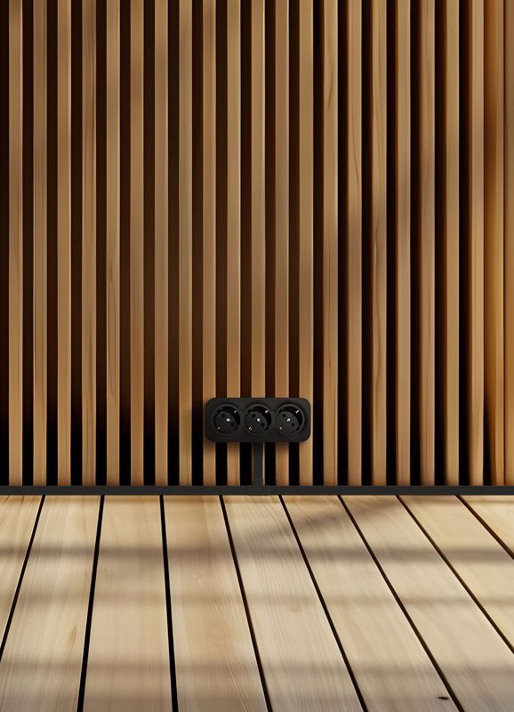  Розетка 3-м ОП Quteo 16А IP20 250В 3х2P+E с заземл. защ. шторки черн. матов. IEK 782473 фото в каталоге от BTSprom.by