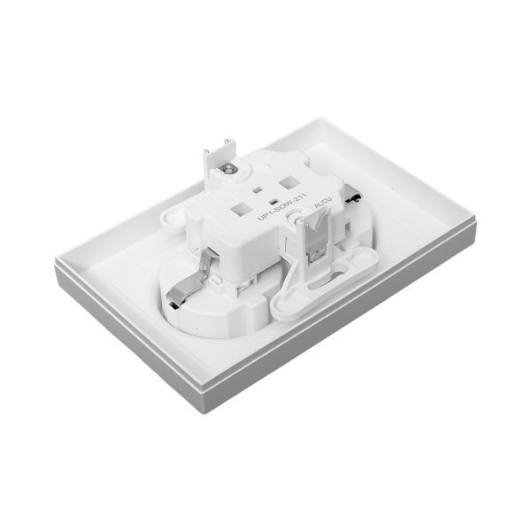  Розетка 2-м СП Эпика 16А с заземл. защ. шторки с рамкой механизм алюм. EKF UP1-SOA-211 фото в каталоге от BTSprom.by