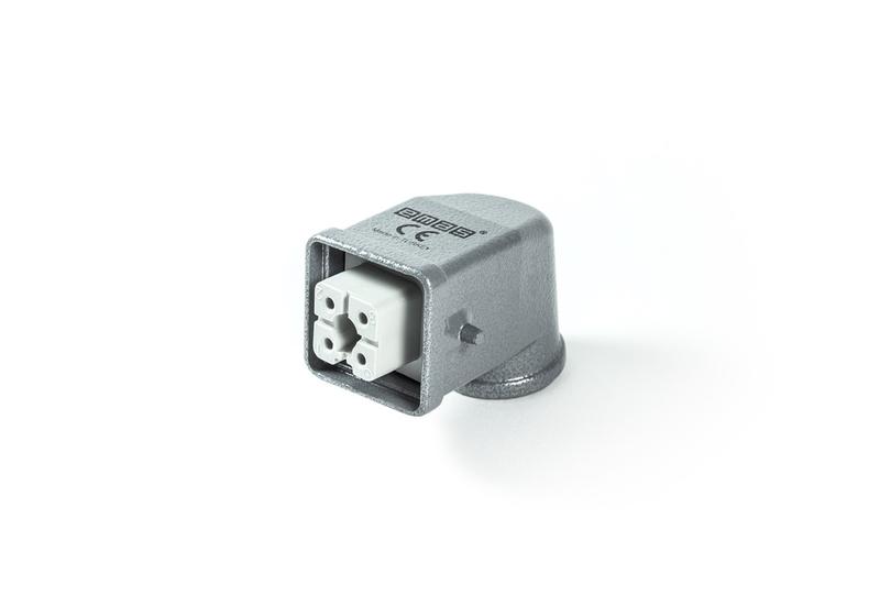 розетка 4 полюса 10а боковой ввод emas ebm04pu10 от BTSprom.by