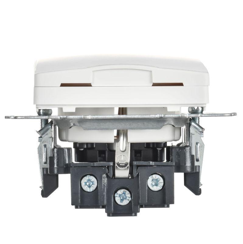  Розетка BRITE РСбш10-3-БрАБ 16А IP20 с заземл. защ. шторки с крышкой механизм арктич. бел. IEK BR-R16-16-K91 фото в каталоге от BTSprom.by