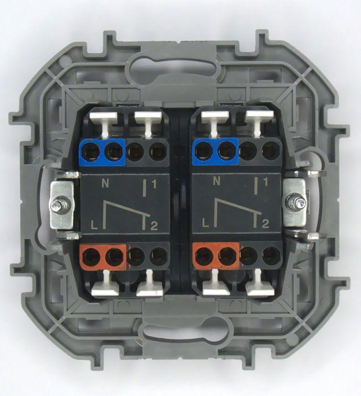 переключатель модульный 2-кл. inspiria с подсветкой 10ax 250в алюм. leg 673667 от BTSprom.by