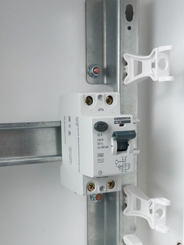  Выключатель дифференциального тока (УЗО) 2п 32А 300мА тип AC ВД1-63 GENERICA MDV15-2-032-300 фото в каталоге от BTSprom.by