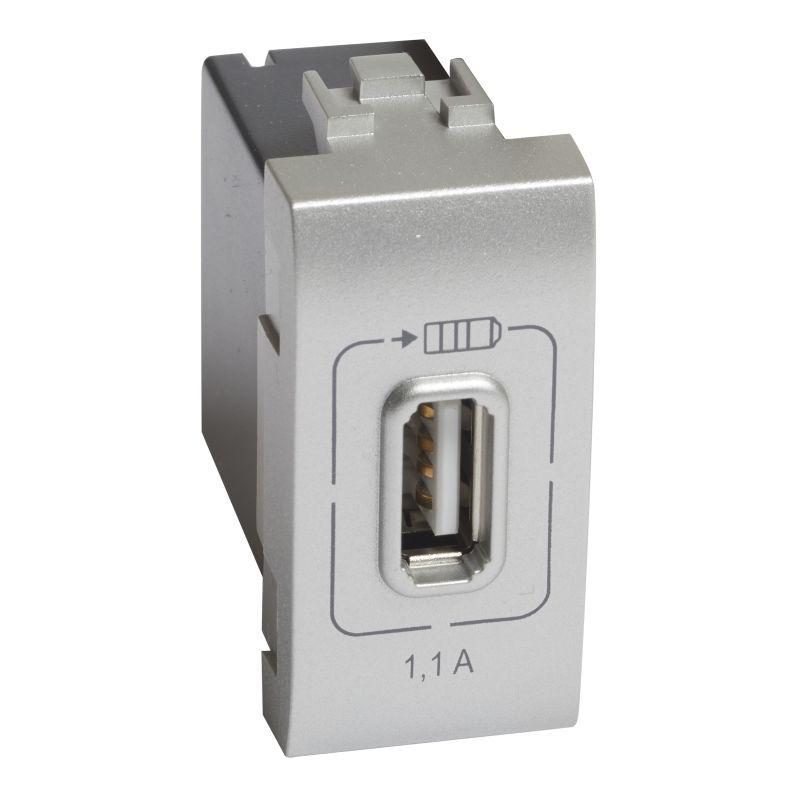 розетка usb mosaic 1мод. 1.1а 230/5в алюм. leg btc nt4285c1 от BTSprom.by