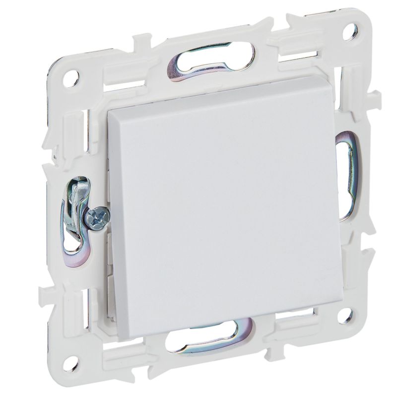 выключатель перекрестный 1-кл. skandy 10а sk-v03w арктич. бел. iek sk-v13-0-10-k01 от BTSprom.by