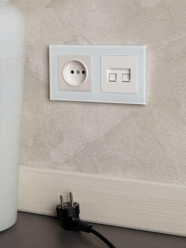  Рамка 2-м BRITE РУ-2-2-Бр стекло бел. матов. IEK BR-M22-G-31-K01 фото в каталоге от BTSprom.by