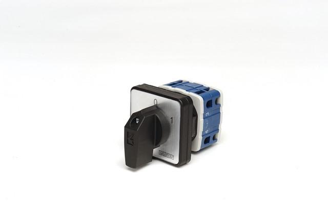 переключатель двухпозиционный (0-1) 4п 25а emas psa025ak431s от BTSprom.by