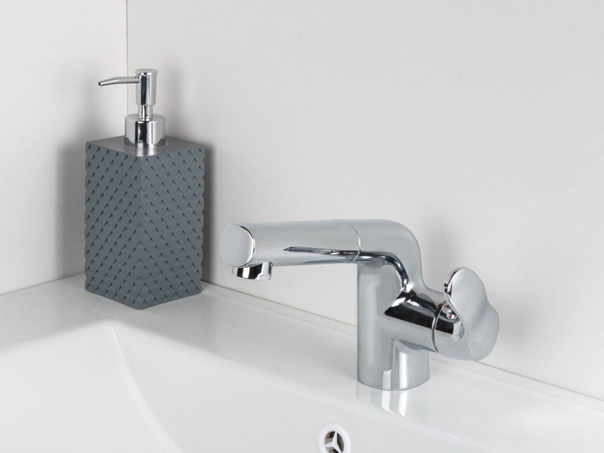  Смеситель для умывальника (Lt) D35, серия Iris хром, a-five (Излив: длина 185 мм, высота 124 мм, вытягивающийся) A5-0226 фото в каталоге от BTSprom.by