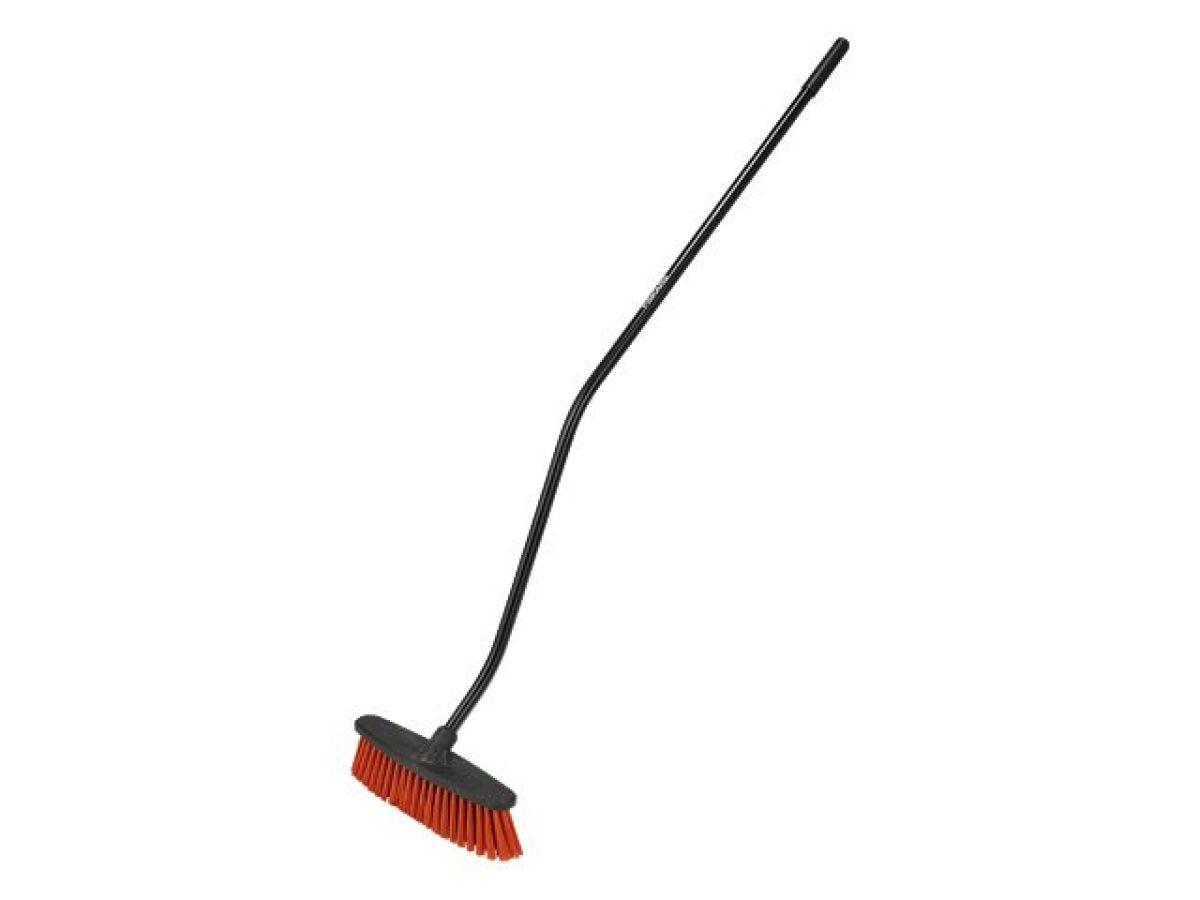 метла ergonomic fiskars 1004810 от BTSprom.by