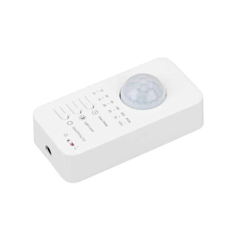 контроллер smart-sens-101-14-82-suf white 5-24в 1х3а step pir 2.4g ip20 пластик intelligent arlight 046484 от BTSprom.by
