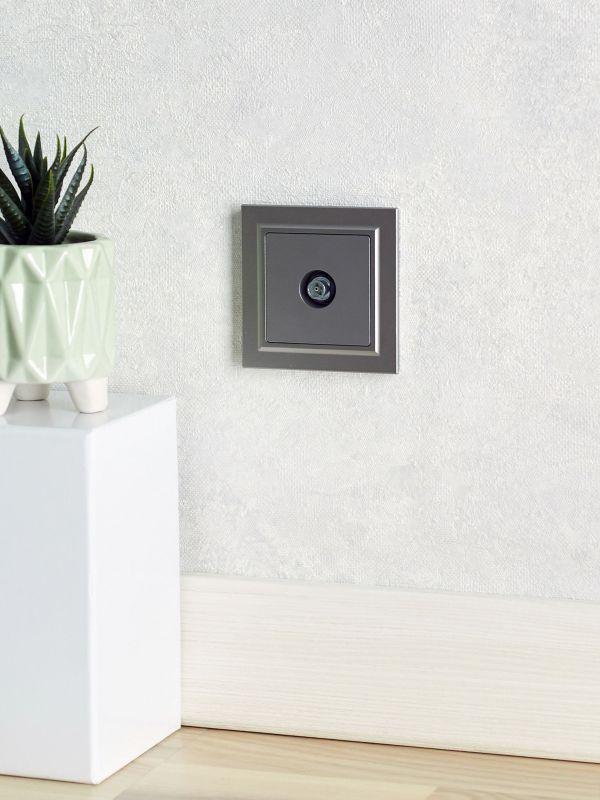  Розетка телевизионная оконечная TV СП Brite РТВ11-0-БрС механизм сталь IEK BR-A10-O-K46 фото в каталоге от BTSprom.by