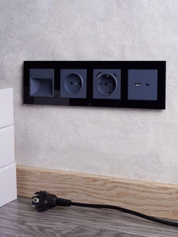  Подсветка светодиодная BRITE встраив. ПЛ20-БрМ механизм маренго IEK BR-FL20-K35 фото в каталоге от BTSprom.by