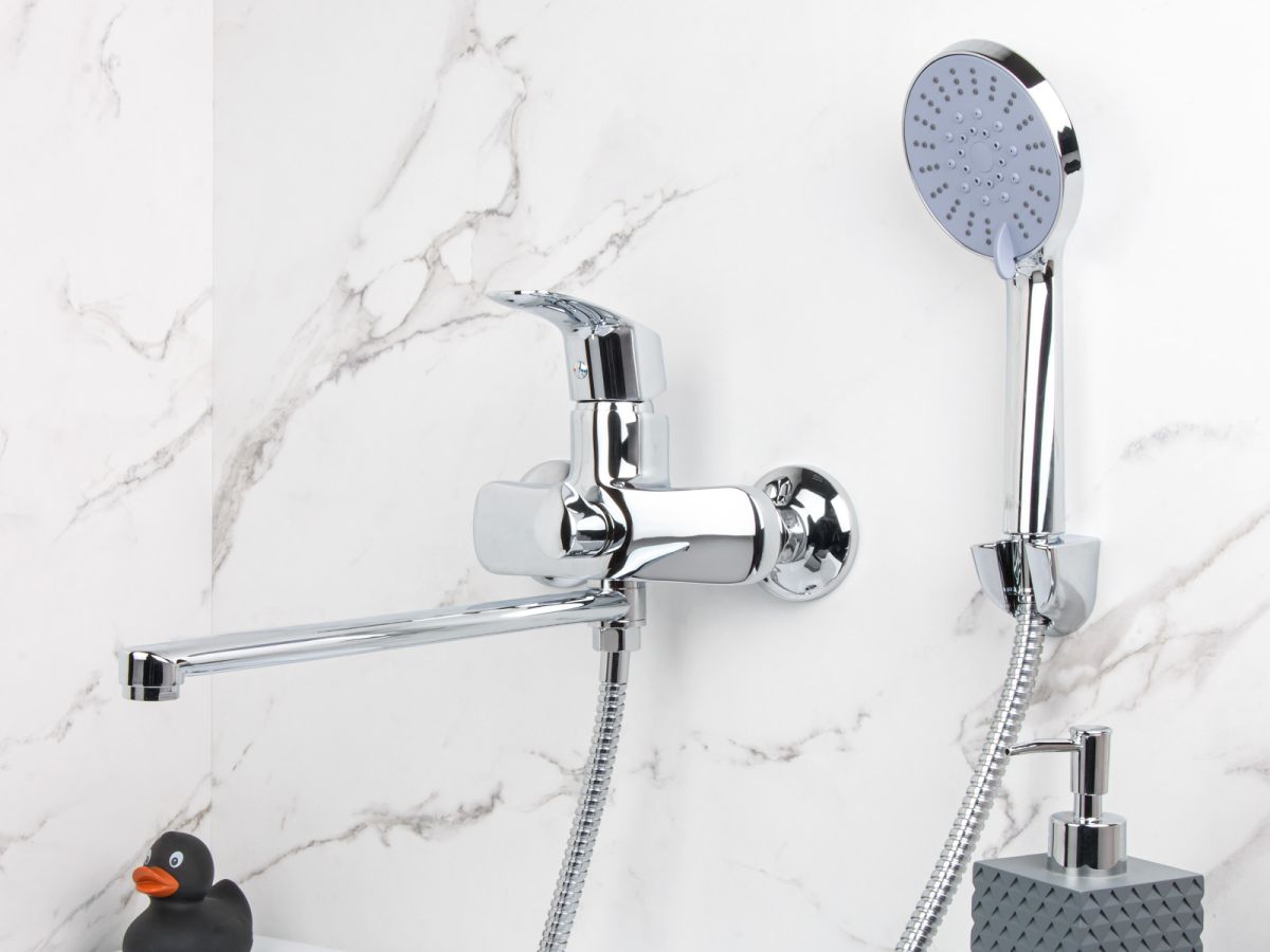  Смеситель для ванны (Lt) D35, серия Daisy хром, a-five (На стену, L - излив длина 353 мм, поворотный. Лейка и шланг в комплекте) A5-0333 фото в каталоге от BTSprom.by