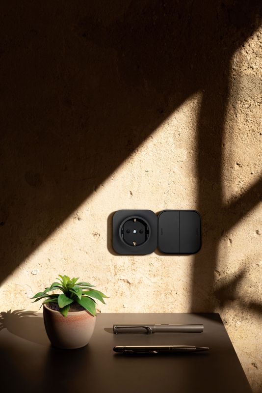  Выключатель 2-кл. ОП Quteo 10А IP20 10AX черн. матов. IEK 782474 фото в каталоге от BTSprom.by