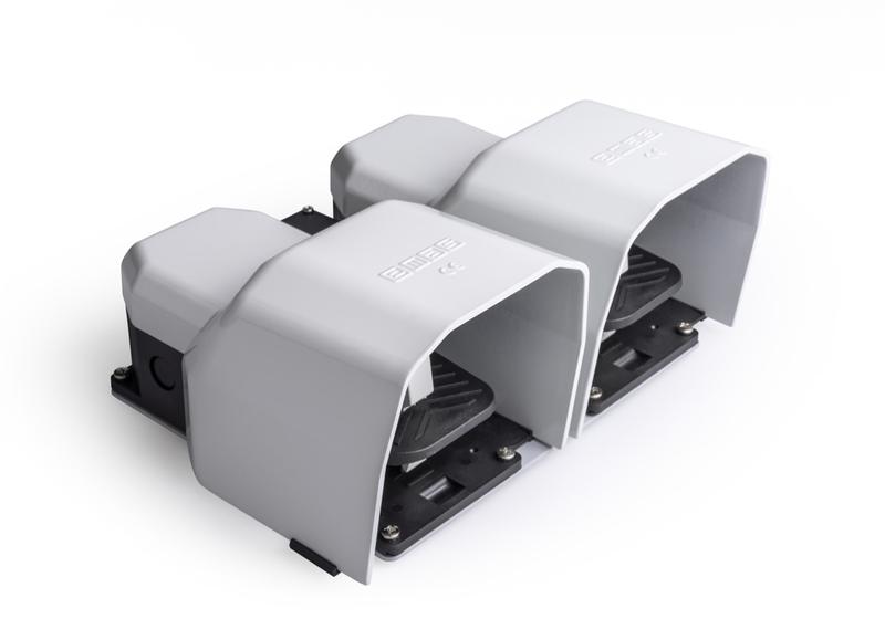 педаль двойная (1но+1нз) + (1но+1нз) с защитным кожухом (алюм.) сер. цвета основание для рукояти (250в ac 4а) ip65 emas pdka22bb10g от BTSprom.by