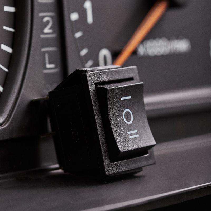  Выключатель клавишный 250В 15А (6с) ON-OFF-ON черн. с нейтралью (RWB-508 SC-767) блист. Rexant 06-0308-B фото в каталоге от BTSprom.by