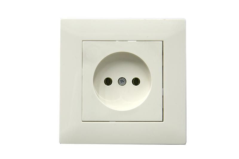 розетка 1-м karea rizz без заземл. керамика крем makel 88010002 от BTSprom.by