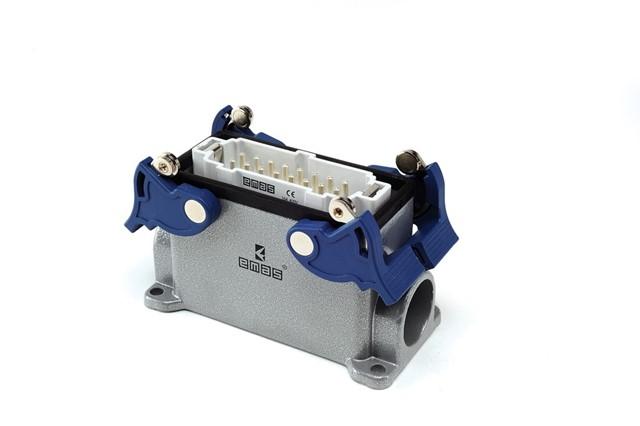 корпус пустой 4-фиксатора боковой ввод 16п 16а emas ebm16gd14 от BTSprom.by