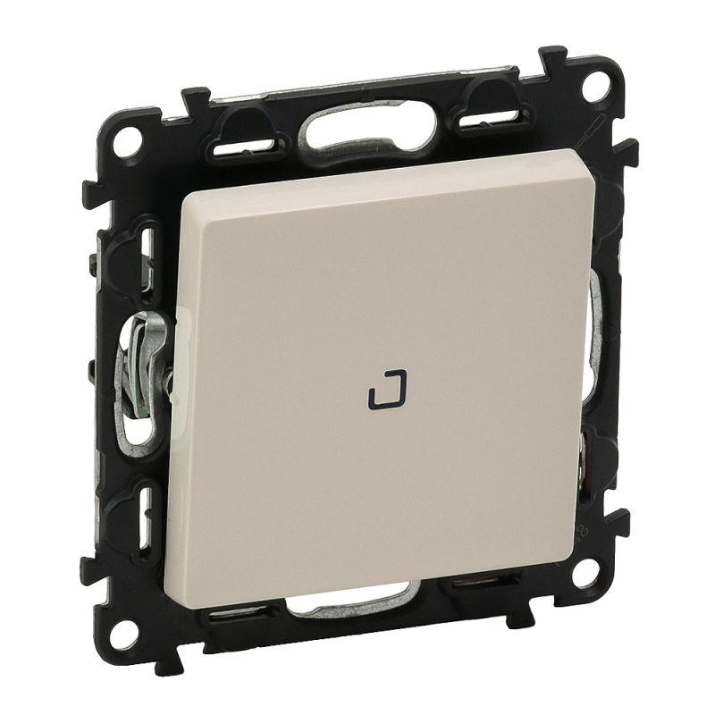 переключатель 1-кл. сп valena life 10а ip20 250в 10ax с подсветкой с лицев. панелью безвинтов. зажимы механизм сл. кость leg 752526 от BTSprom.by