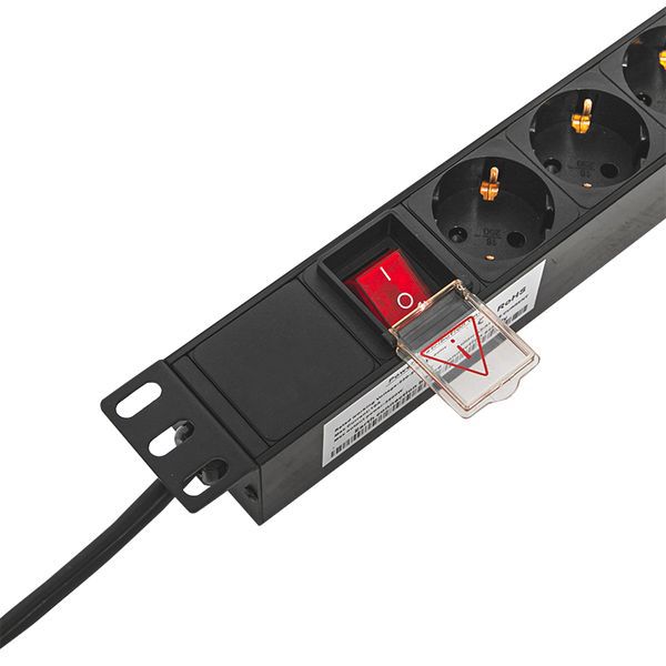  Блок PDU TERACOM 19дюйм 1U 16А/250В 7 роз. Schuko с выключат. шнур 2м 3х1.5кв.мм вилка Schuko корпус пластик черн. EKF TRC-HPD-LS-16A-7SH-2MSH фото в каталоге от BTSprom.by