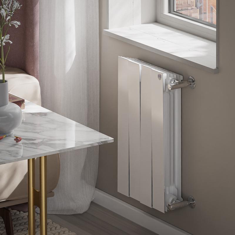  Радиатор PianoForte 500 new 4 секц. биметал. Bianco Traffico Royal Thermo НС-1176325 фото в каталоге от BTSprom.by
