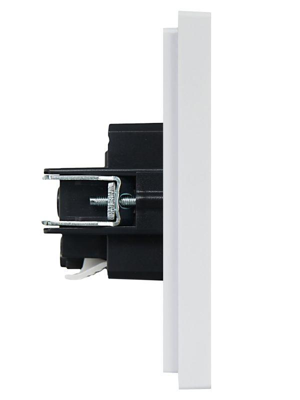  Розетка СП FORTE&PIANO FP214 16А с заземл. без защ. шторок безвинт. крепл. бел. IEK FP-R11-16-1-K01 фото в каталоге от BTSprom.by