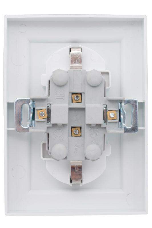  Розетка 2-м СП Минск 16А IP20 с заземл. защ. шторки бел. Basic EKF ERR16-128-100 фото в каталоге от BTSprom.by