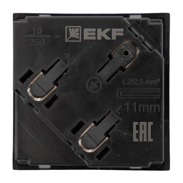  Розетка 45х45 45град. с заземл. быстрозажимные клеммы черн. матов. EKF E2MR16-028-30-45-SL фото в каталоге от BTSprom.by