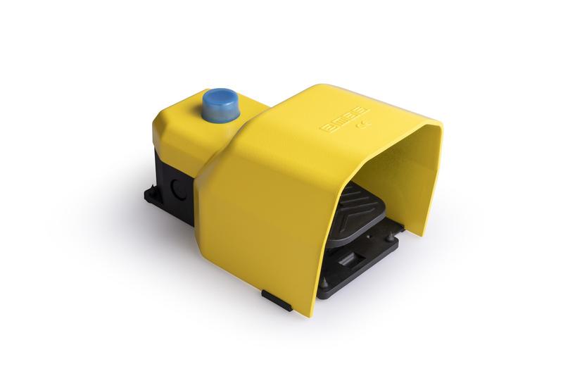 педаль с защитной крышкой 2 скорости с функцией сброса (1но+1нз)+2нз emas pdks11gx23 от BTSprom.by