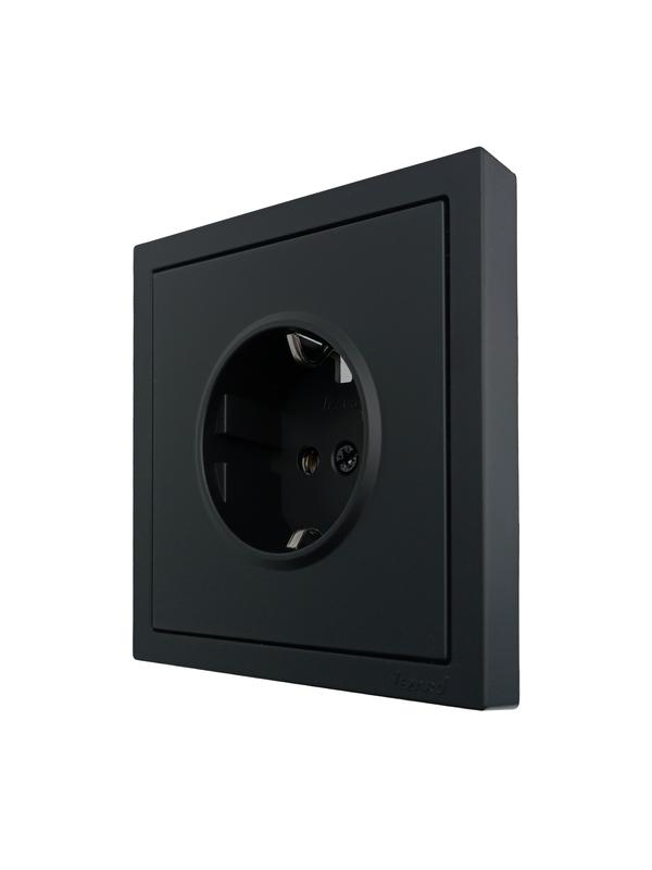  Розетка 1-мест. с/з ПБТ СП ZIMA IP20 16А безвинт. зажим черн. бархат LEZARD 704-4288-122BQC фото в каталоге от BTSprom.by