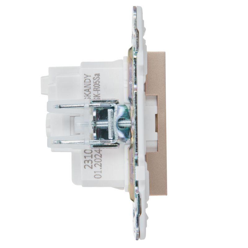  Розетка SKANDY 16А с заземл. без защ. шторок SK-R05Sa песочн. IEK SK-R11-16-K98 фото в каталоге от BTSprom.by