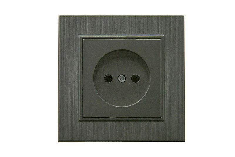 розетка 1-м karea line star без заземл. дым. металлик makel 86050022 от BTSprom.by