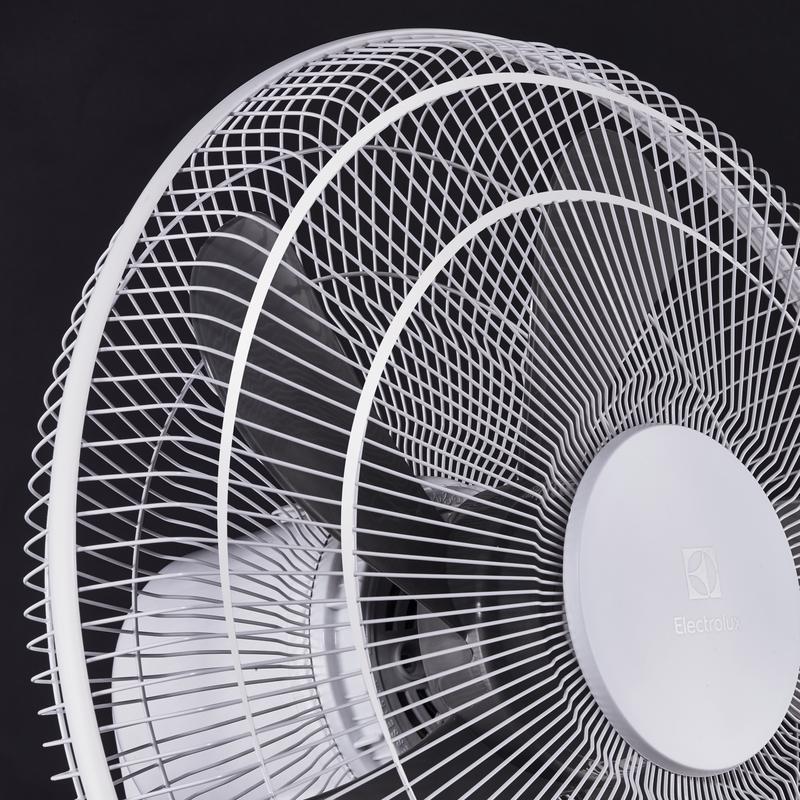  Вентилятор напольный EFF-1003D Electrolux НС-1187092 фото в каталоге от BTSprom.by
