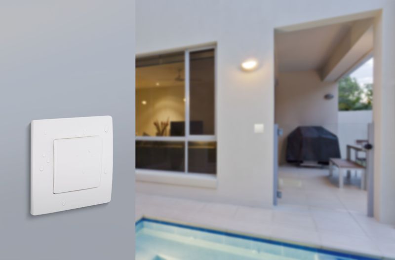  Переключатель 1-кл. Etika 10А IP44 250В безвинтов. зажимы бел. IEK 672207 фото в каталоге от BTSprom.by