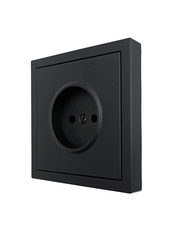  Розетка 1 мест. б/з ПБТ СП ZIMA IP20 16А безвинт. зажим черн. бархат LEZARD 704-4288-121BQC фото в каталоге от BTSprom.by