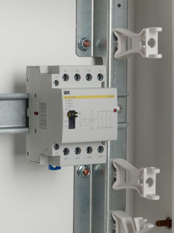  Контактор модульный КМ40-40МР AC с ручным управ. KARAT IEK MKK22-40-40 фото в каталоге от BTSprom.by
