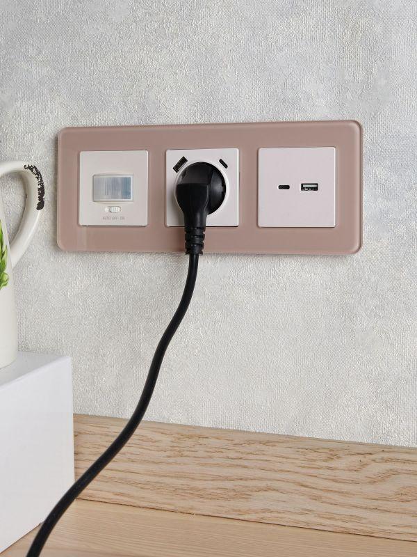  Датчик движения BRITE ДС10-1-БрЖ механизм жемчуж. IEK BR-MS10-N-150-05-K36 фото в каталоге от BTSprom.by