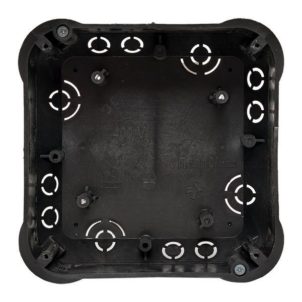  Коробка распаячная КМП-020-008 для полых стен 115х115х45 полистирол; метал. лапки IP20 черн./бел. EKF plc-kmp-020-008 фото в каталоге от BTSprom.by