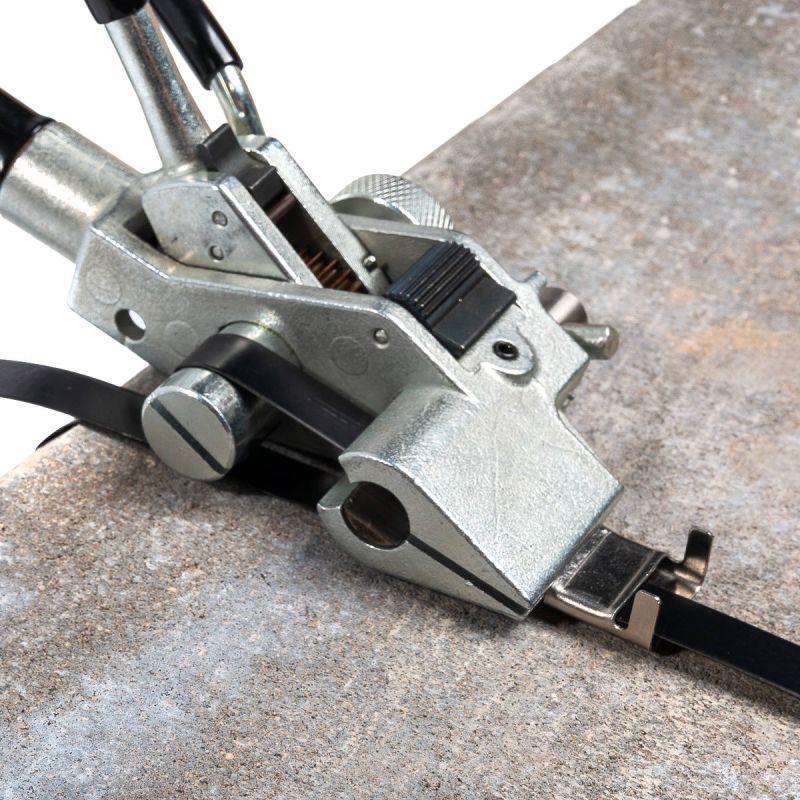  Инструмент для натяжения ленты ИНТу-20 КВТ 74030 фото в каталоге от BTSprom.by