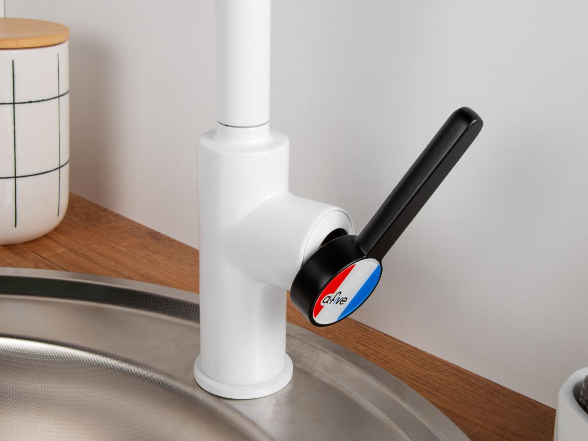  Смеситель для кухни (Lt) D35, серия Rose белый + черный, a-five (J-излив: длина 208 мм, высота 285 мм, поворотный) A5-0924 фото в каталоге от BTSprom.by