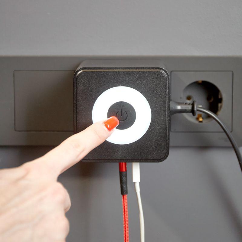  Двойник электрический Куб 16А с/з+2хUSB-A 2.4А+USB Type-C 3А с ночной подсветкой черн. Rexant 11-1252 фото в каталоге от BTSprom.by