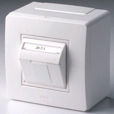 коробка pdd-n60 с 1 розеткой brava rj45 кат.5e (телефон/компьютер) бел. dkc 10665 от BTSprom.by