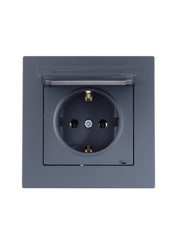  Розетка 1-м СП Vesna с заземл. с крышкой ПБТ механизм графит LEZARD 742-3488-123B фото в каталоге от BTSprom.by