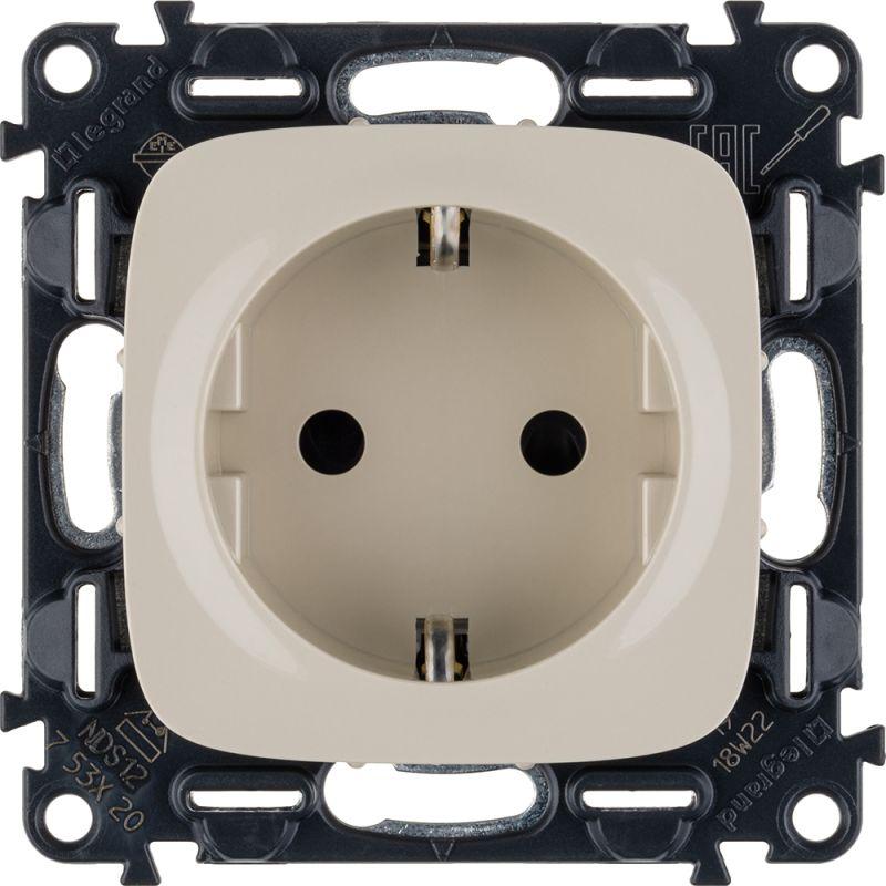 розетка 1-м сп valena allure 16а ip20 250в 2p+e защ. шторки безвинтов. клеммы с лицев. панелью механизм сл. кость leg 753820 от BTSprom.by