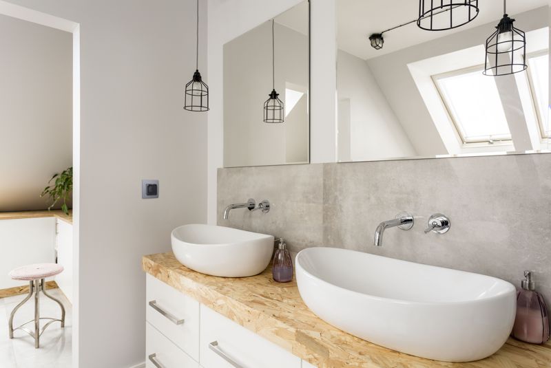  Розетка 1-м СП Etika 16А IP44 250В с заземл. со шторками с защ. крышкой безвинтов. зажимы алюм. IEK 672426 фото в каталоге от BTSprom.by