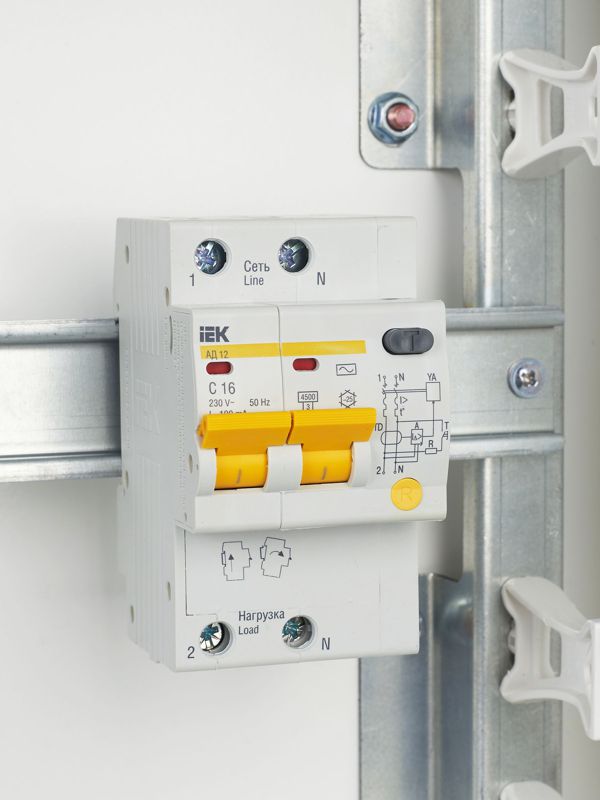  Выключатель автоматический дифференциального тока 2п C 16А 100мА тип AC 4.5кА АД-12 KARAT IEK MAD10-2-016-C-100 фото в каталоге от BTSprom.by