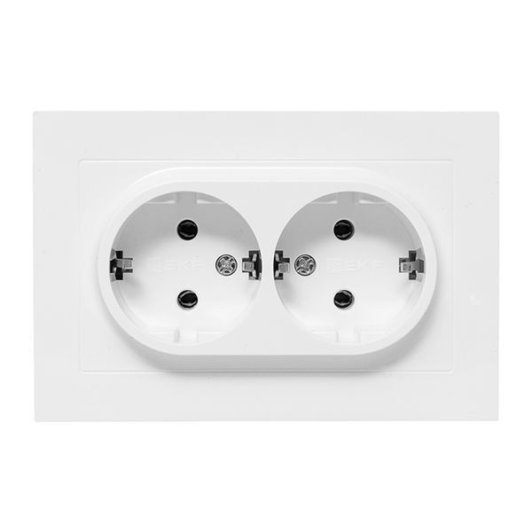  Розетка 2-м СП Эпика 16А с заземл. без защ. шторок с рамкой механизм бел. EKF UP1-SOW-210 фото в каталоге от BTSprom.by